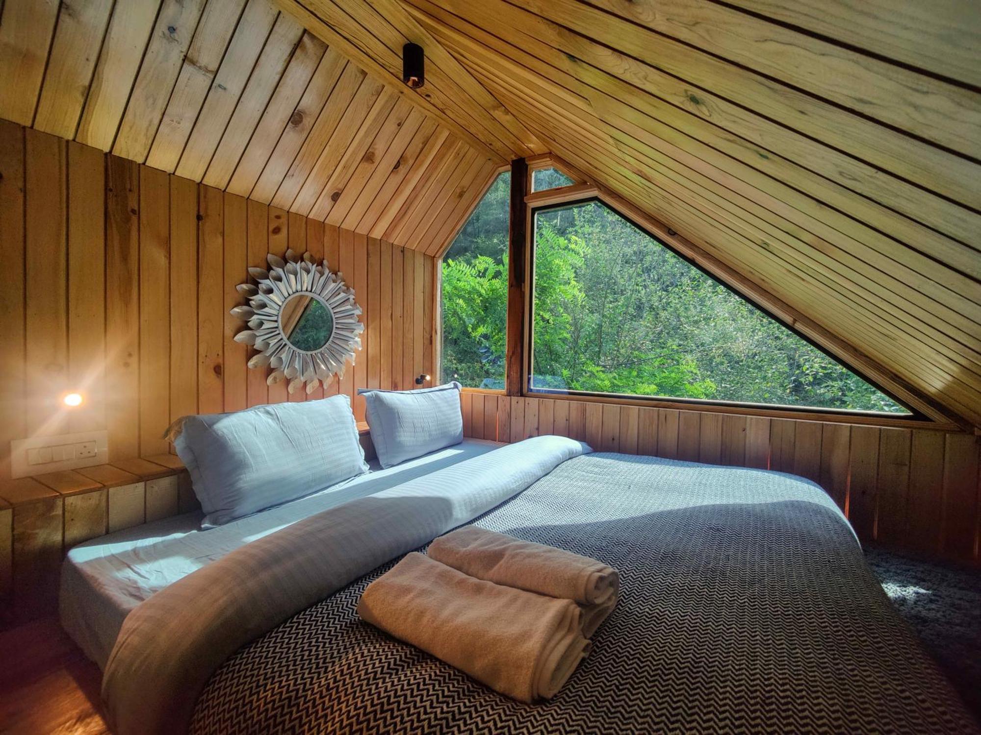 Whoopers Boutique Resort Jibhi Exterior foto